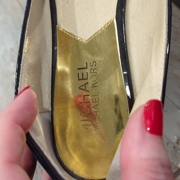 MICHAEL Michael Kors 'Delphine' Ballet Flat - Picture 8 of 8